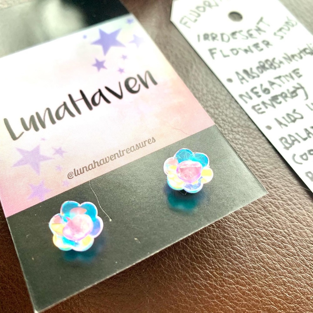 Iridescent fluorite stone flower studs